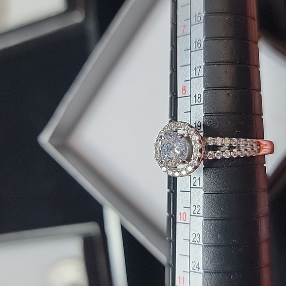 Size 9 ring